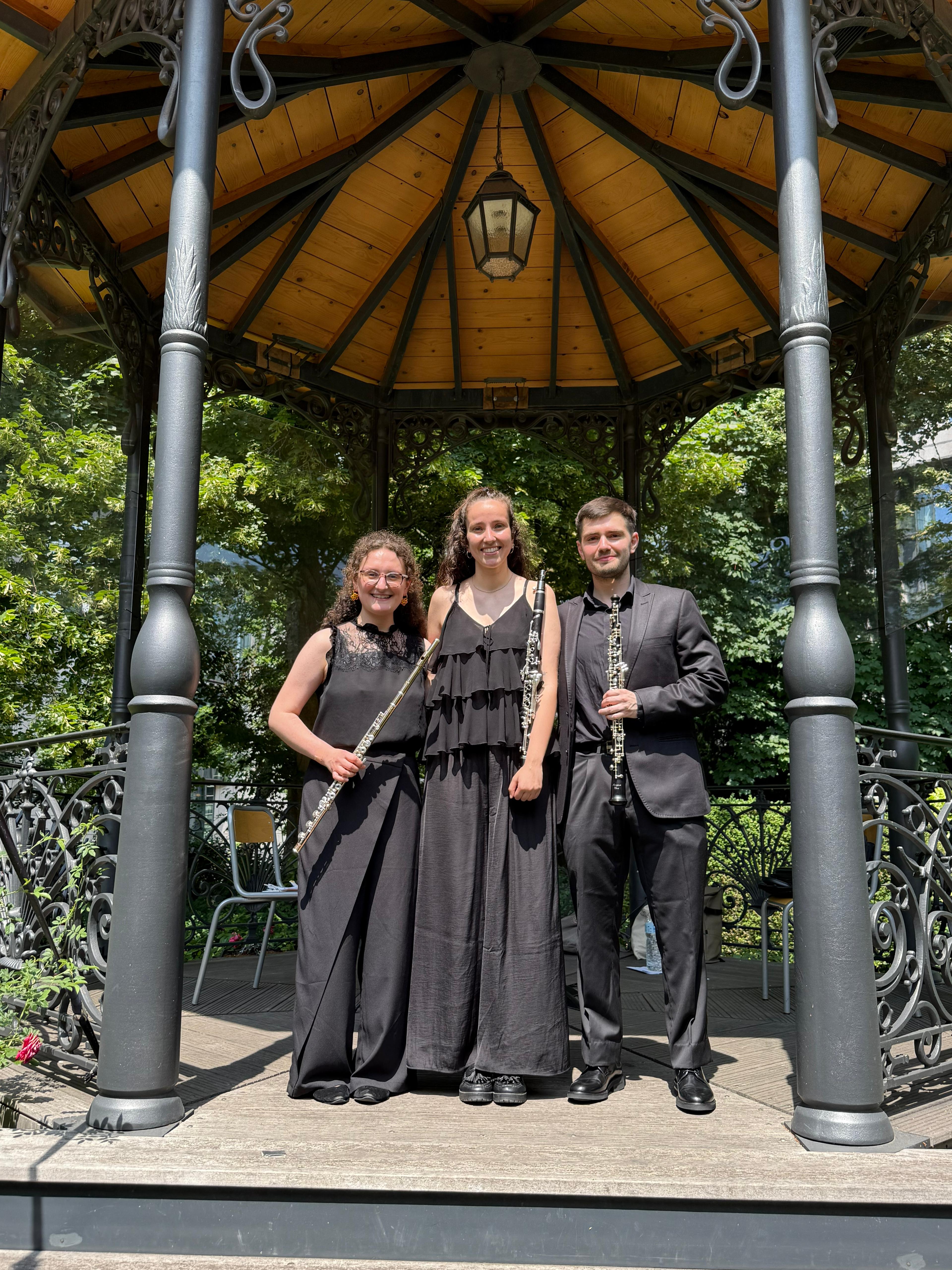 Aer Clave Ensemble in the bandstand of the Citizens' Gardens, Brussels